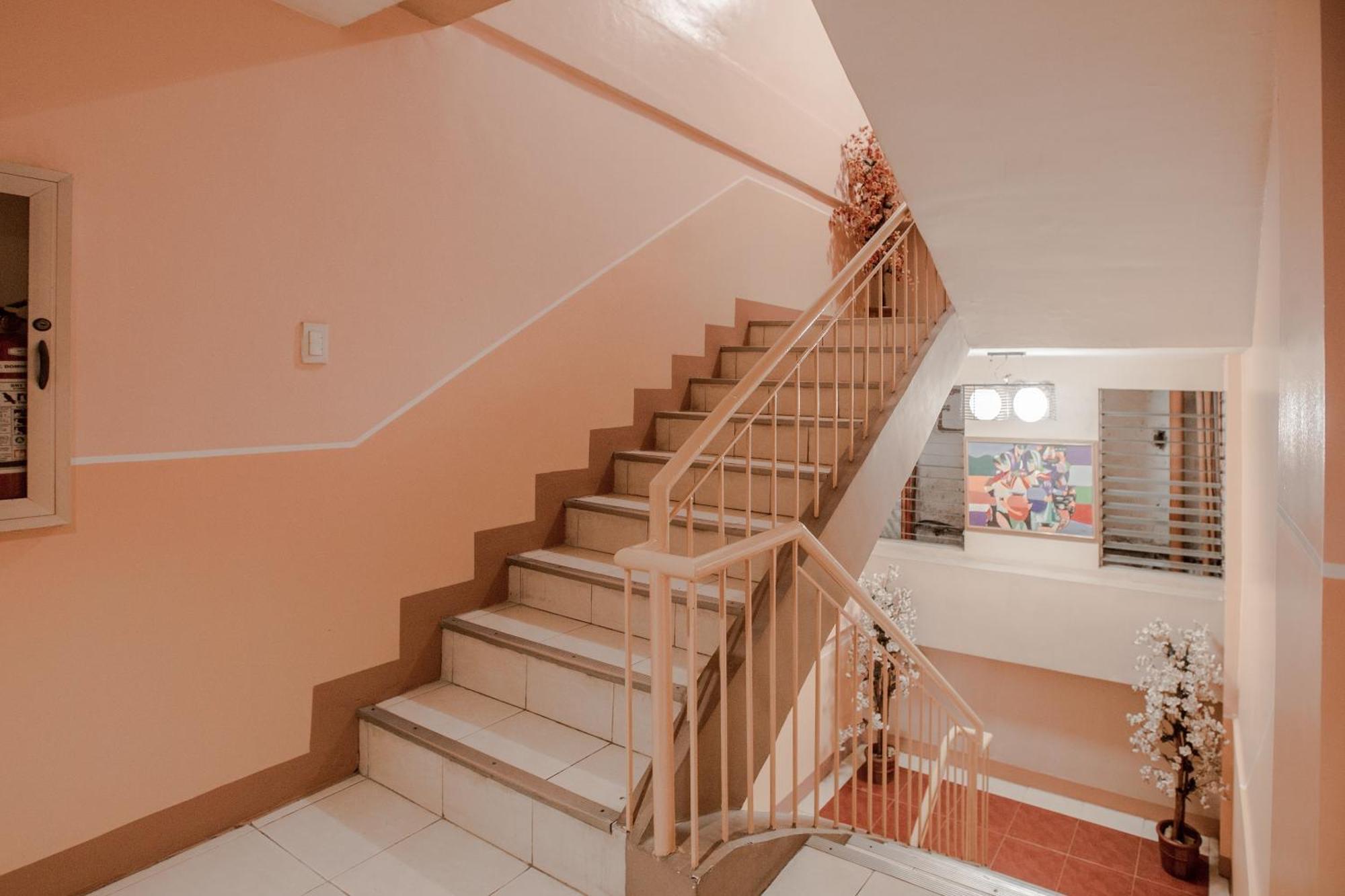 Haeinsa Condotel Quezon City Exterior photo